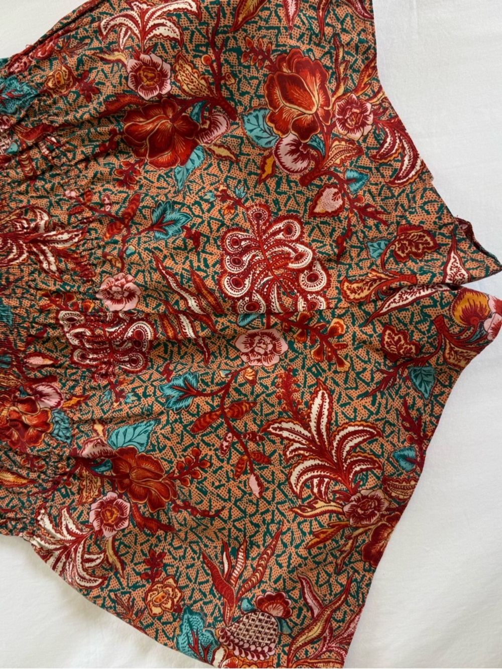 Ulla Johnson Rylan Printed Smocked Waist Shorts - Turquoise & Rust - Picture 4 of 6